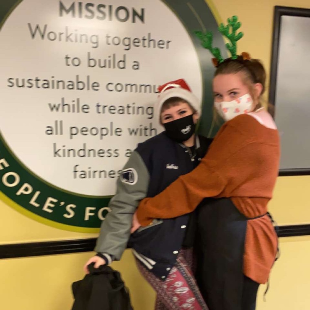 Meet your Posher, Maddi